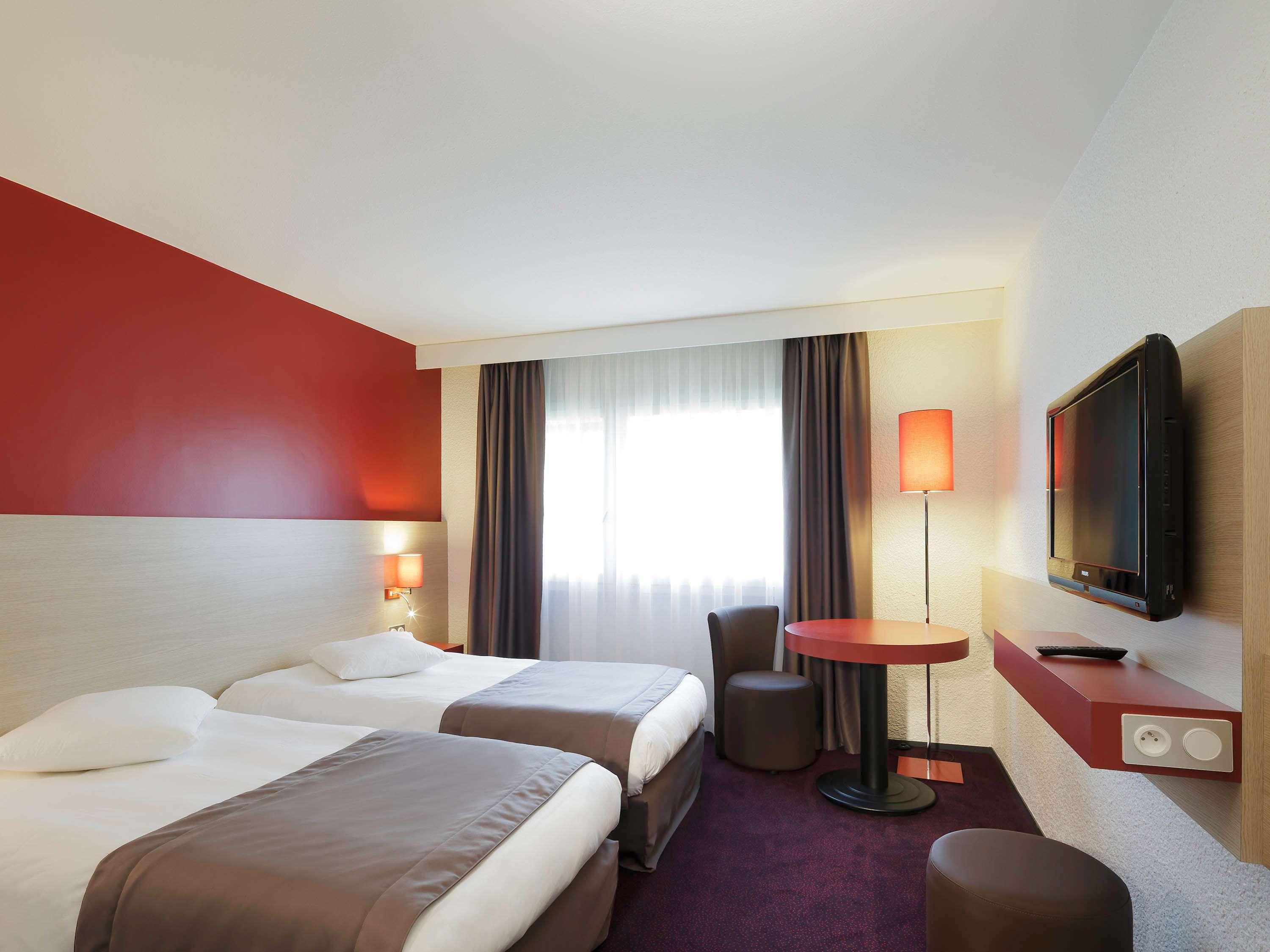 Отель Ibis Styles Chalon Sur Saone Экстерьер фото